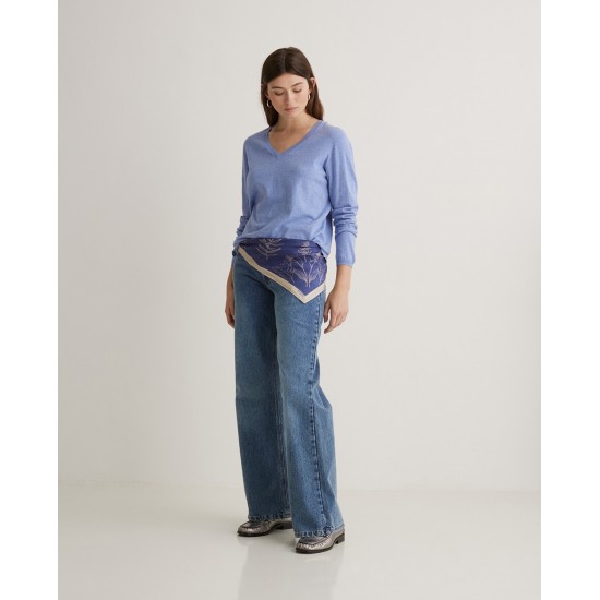 Ανοιχτό μπλε πουλόβερ με V λαιμόκοψη από οργανικό βαμβάκι