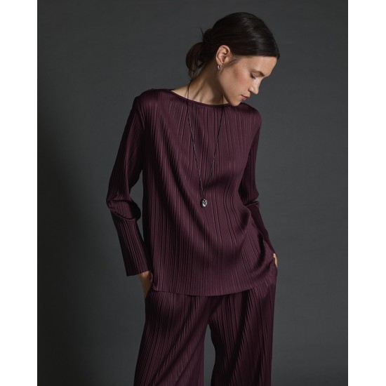 Μπλούζα με μελιτζανί και πλισέ λαιμόκοψη