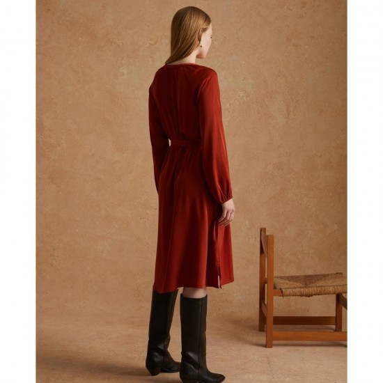 Μίντι φόρεμα σατέν.