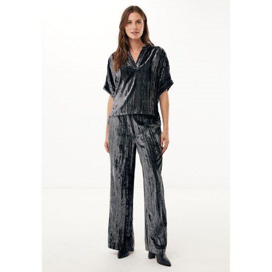 Γκρι τοπ σε βελούδο