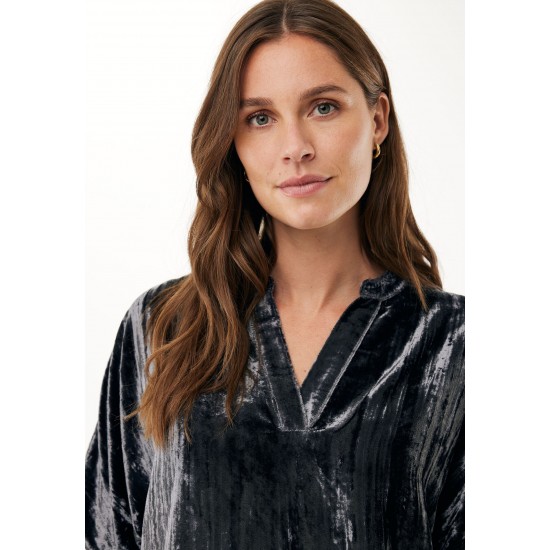 Γκρι τοπ σε βελούδο