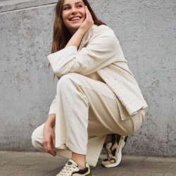 Φαρδύ παντελόνι MEXX Corduroy