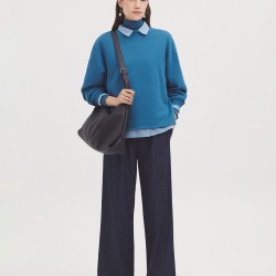 Darted blue denim jeans