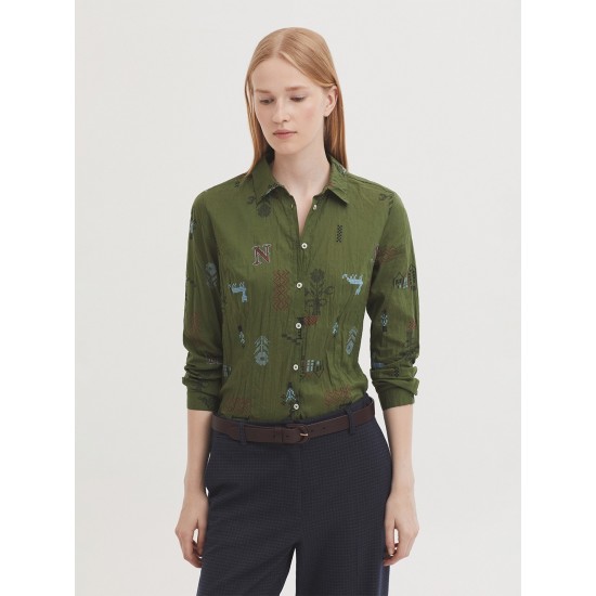 Πουκάμισο με σταυροβελονιά