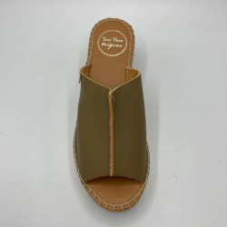 Δερμάτινες εσπαντρίγιες slingback σε χακί χρώμα IVONNE